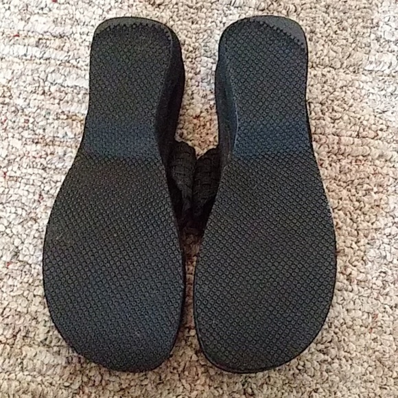 SKECHERS Yoga Foam Sandals 9 - Picture 8 of 12